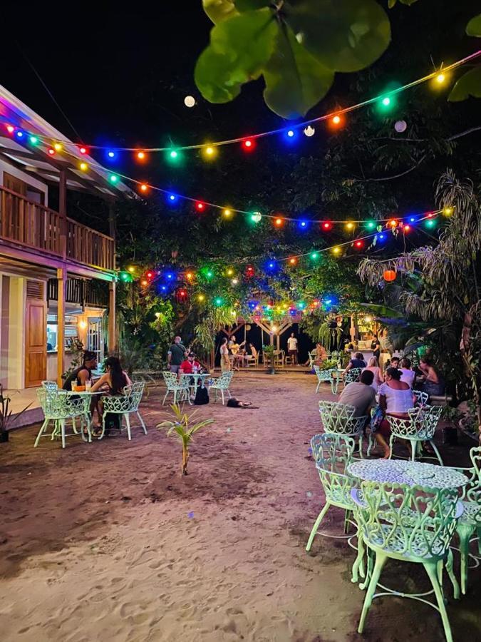 El Hostel Del Patio Tortuguero Kültér fotó